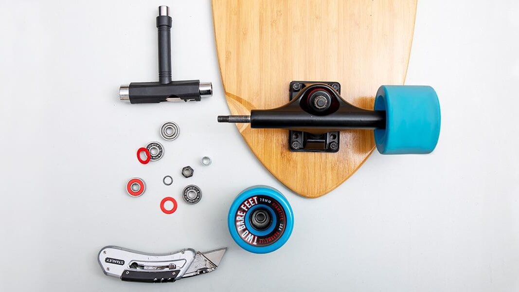 Разобранное колесо лонгборда
