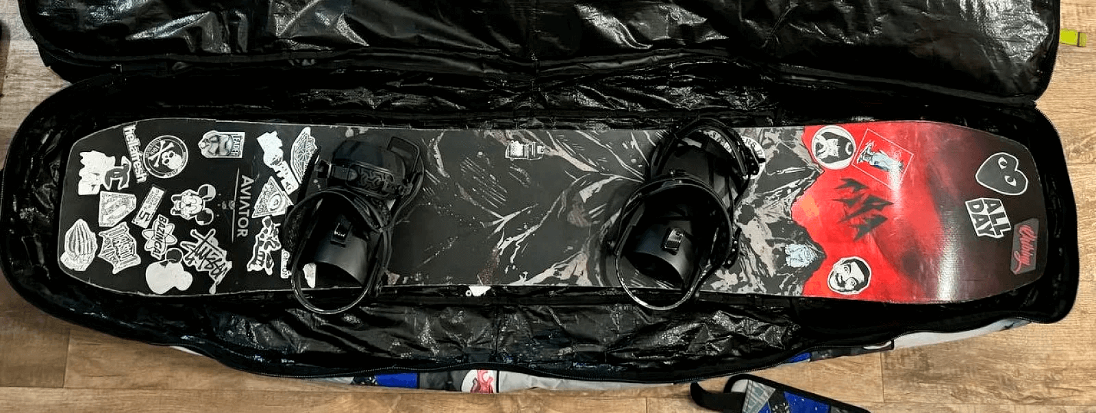 Сноуборд в чехле