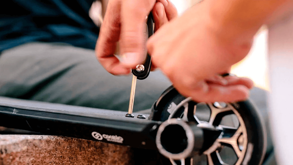 Как менять подшипники на трюковом самокате? Как менять подшипники на трюковом самокате?