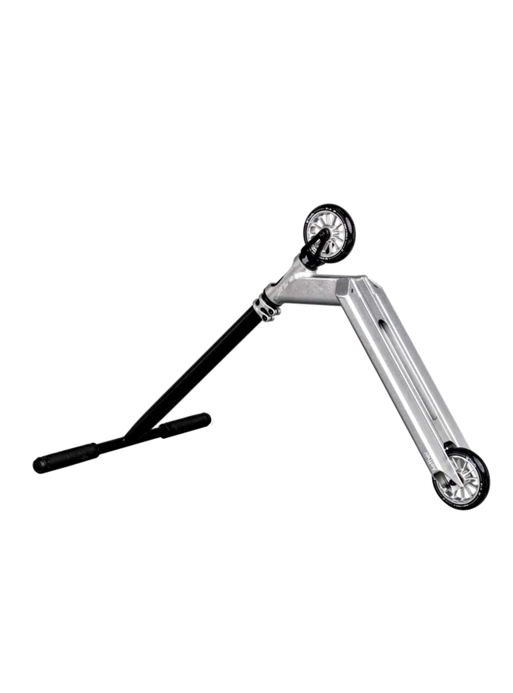 Трюковой самокат Triada Aether 43 silver