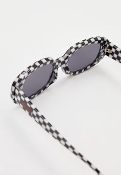Очки солнцезащитные Vans Wheeling Sunglasses CHBD BLKWH
