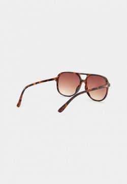 Очки солнцезащитные Vans Welton Sunglasses Tortoise Shell