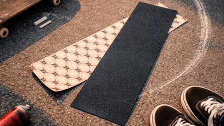 Как клеить шкурку на скейтборд?