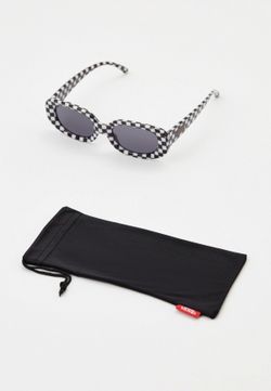 Очки солнцезащитные Vans Wheeling Sunglasses CHBD BLKWH
