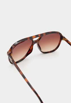 Очки солнцезащитные Vans Welton Sunglasses Tortoise Shell