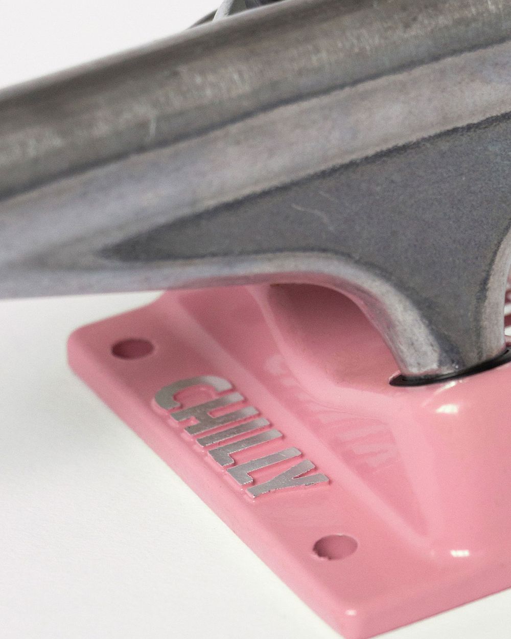 Подвески для скейтборда Chilly Pink/Raw 5.5''